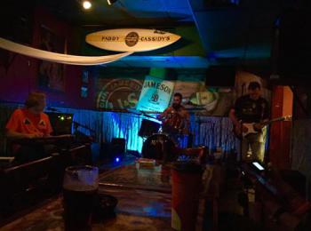 Mondo Tikis band photo