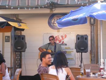 Joe Pic Acoustic band photo